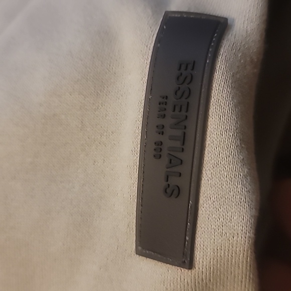 *BRAND NEW NEVER WORN!! Essentials Fear of God Gray Raglan Hoodie mens size XXL - Picture 7 of 7